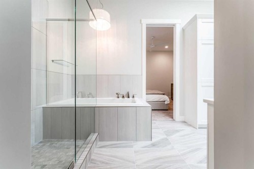 102 Coopersfield Way Sw, Airdrie, AB - Indoor Photo Showing Bathroom