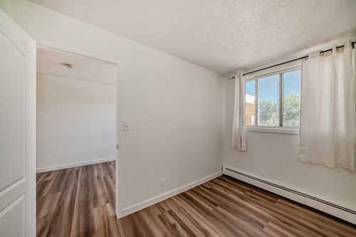 512-110 2 Avenue Se, Calgary, AB - Indoor Photo Showing Other Room
