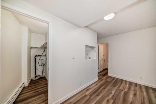 512-110 2 Avenue Se, Calgary, AB - Indoor Photo Showing Other Room