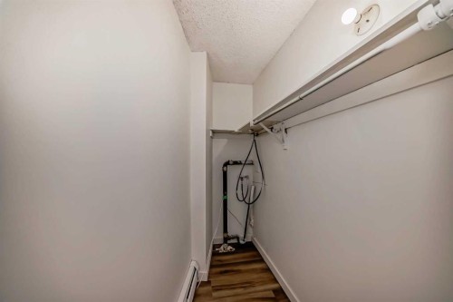 512-110 2 Avenue Se, Calgary, AB - Indoor Photo Showing Other Room