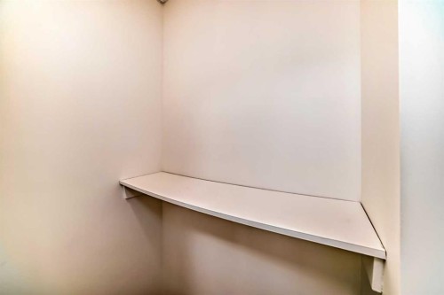 512-110 2 Avenue Se, Calgary, AB - Indoor Photo Showing Other Room