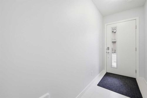 44 Copperstone Common Se, Calgary, AB - Indoor Photo Showing Other Room