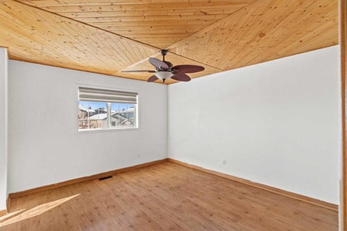 148 Martin Crossing Crescent Ne, Calgary, AB - Indoor Photo Showing Other Room