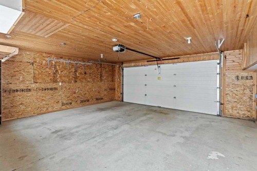148 Martin Crossing Crescent Ne, Calgary, AB - Indoor Photo Showing Garage