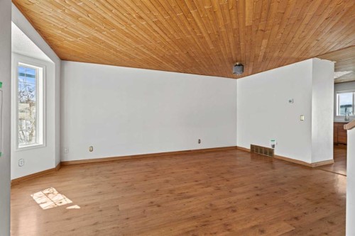 148 Martin Crossing Crescent Ne, Calgary, AB - Indoor Photo Showing Other Room