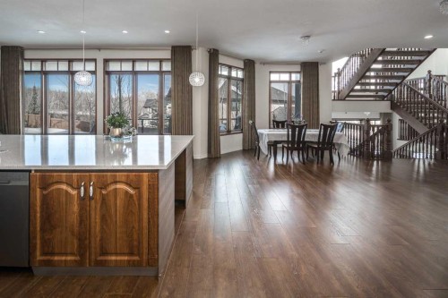 5 Elveden Point Sw, Calgary, AB - Indoor