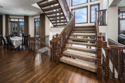 5 Elveden Point Sw, Calgary, AB - Indoor