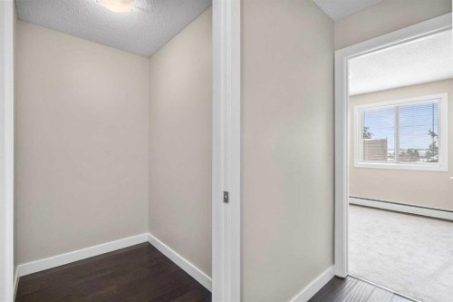 301-4455A Greenview Drive Ne, Calgary, AB - Indoor Photo Showing Other Room