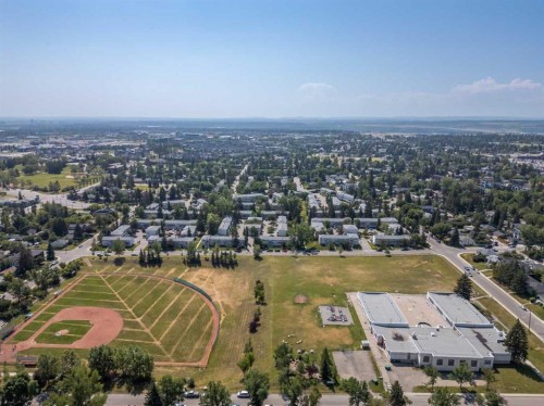 41-3809 45 Street Sw, Calgary, AB - Outdoor With View