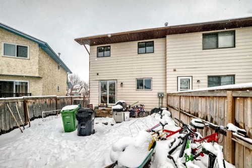 139 Bermuda Drive Nw, Calgary, AB - Outdoor With Exterior