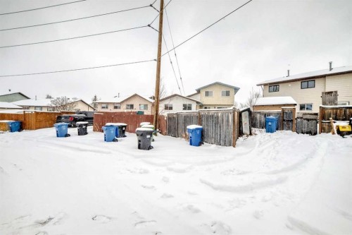 139 Bermuda Drive Nw, Calgary, AB - Outdoor