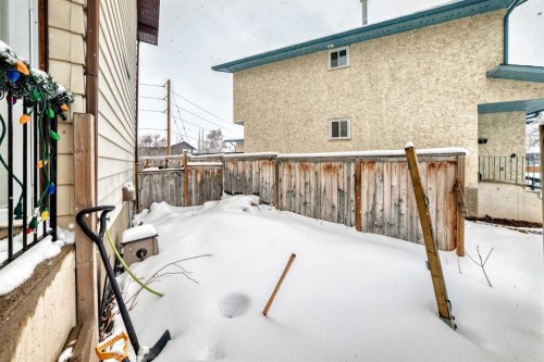 139 Bermuda Drive Nw, Calgary, AB - Outdoor With Exterior