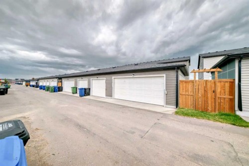 342 Redstone Boulevard Ne, Calgary, AB - Outdoor