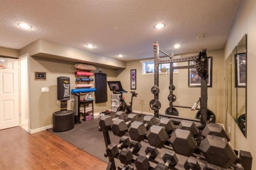77 Weston Way Sw, Calgary, AB - Indoor