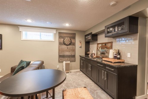 77 Weston Way Sw, Calgary, AB - Indoor