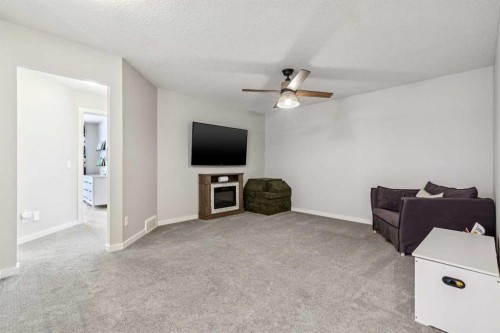44 Legacy Landing Se, Calgary, AB - Indoor