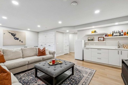 44 Legacy Landing Se, Calgary, AB - Indoor Photo Showing Living Room