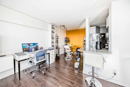 #912-8604 48 Avenue Nw, Calgary, AB - Indoor Photo Showing Office