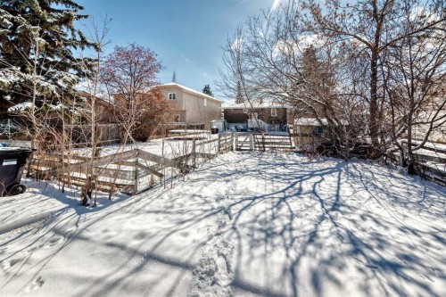 2428 3 Avenue Nw, Calgary, AB - Outdoor