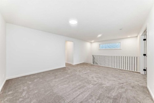 58 Walgrove Bay Se, Calgary, AB - Indoor Photo Showing Other Room