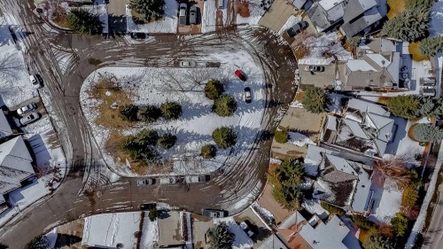 55 Oakmount Court Sw, Calgary, AB - Outdoor