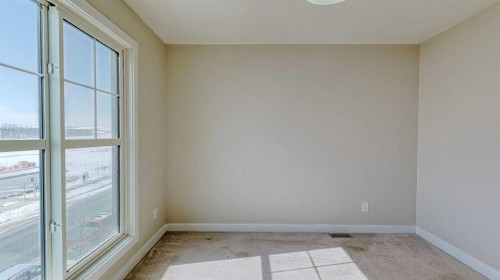 282 Alpine Avenue Sw, Calgary, AB - Indoor Photo Showing Other Room