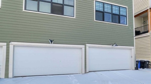 282 Alpine Avenue Sw, Calgary, AB -  Photo Showing Garage