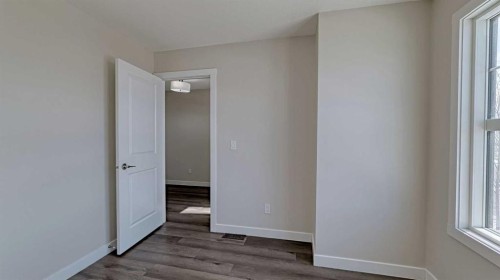 282 Alpine Avenue Sw, Calgary, AB - Indoor Photo Showing Other Room