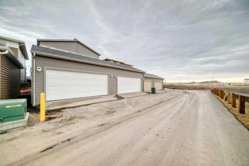 62 Starling Boulevard Nw, Calgary, AB - Outdoor With Exterior