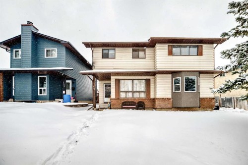 137 Bermuda Drive Nw, Calgary, AB - Outdoor With Facade