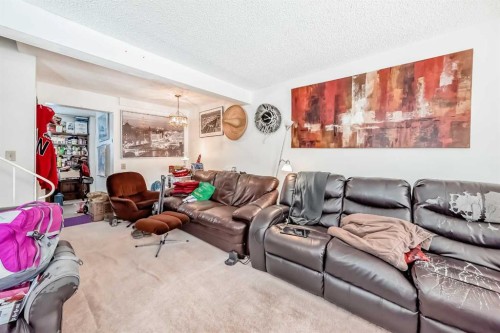 137 Bermuda Drive Nw, Calgary, AB - Indoor Photo Showing Living Room