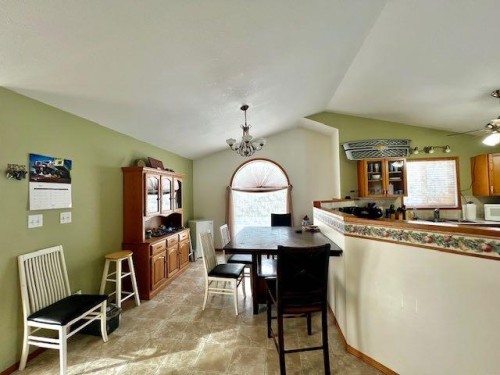 4723 50 Avenue, Irma, AB - Indoor