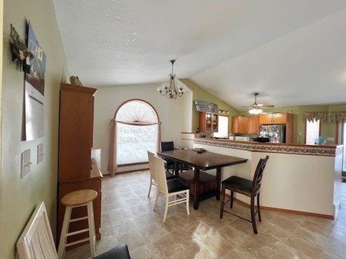 4723 50 Avenue, Irma, AB - Indoor Photo Showing Dining Room