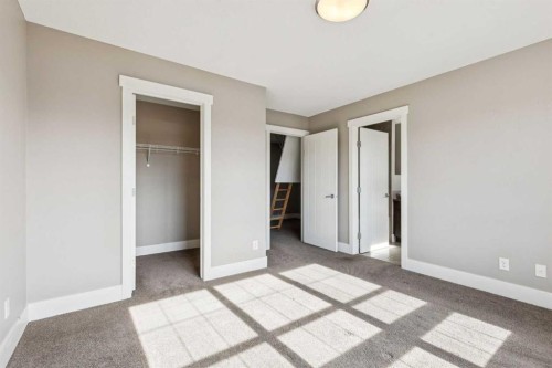 442 Quarry Park Boulevard Se, Calgary, AB - Indoor Photo Showing Other Room