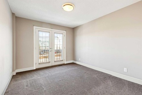 442 Quarry Park Boulevard Se, Calgary, AB - Indoor Photo Showing Other Room