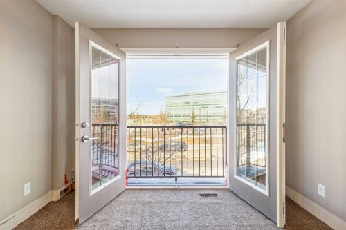 442 Quarry Park Boulevard Se, Calgary, AB - Indoor Photo Showing Other Room