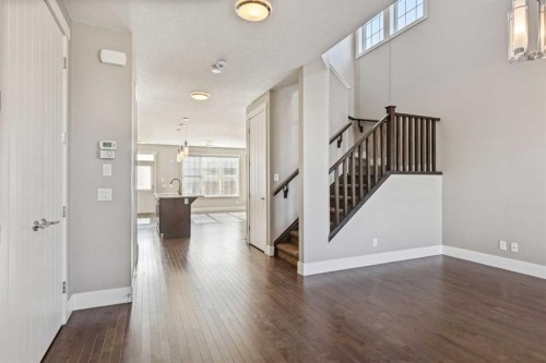 442 Quarry Park Boulevard Se, Calgary, AB - Indoor Photo Showing Other Room