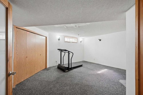 64 Eldorado Close Ne, Calgary, AB - Indoor Photo Showing Other Room