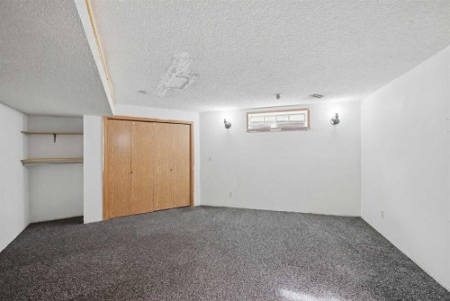 64 Eldorado Close Ne, Calgary, AB - Indoor
