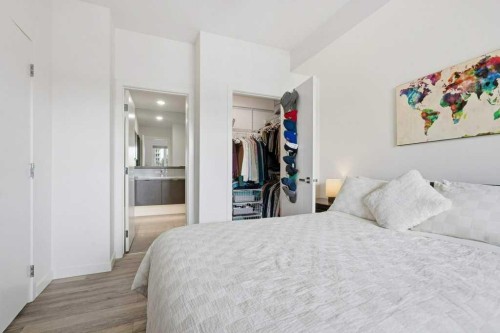 305-120 18 Avenue Sw, Calgary, AB - Indoor Photo Showing Bedroom