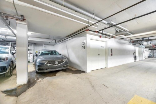 408-35 Walgrove Walk Se, Calgary, AB - Indoor Photo Showing Garage
