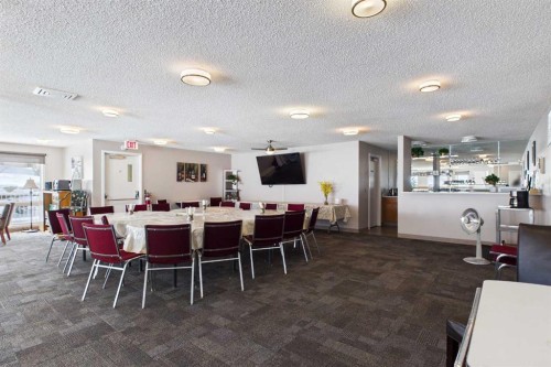 115 Macewan Park Heights Nw, Calgary, AB - Indoor Photo Showing Dining Room