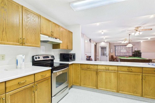 115 Macewan Park Heights Nw, Calgary, AB - Indoor Photo Showing Kitchen