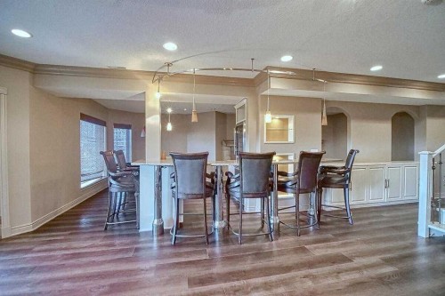 8 Mt Douglas Point Se, Calgary, AB - Indoor