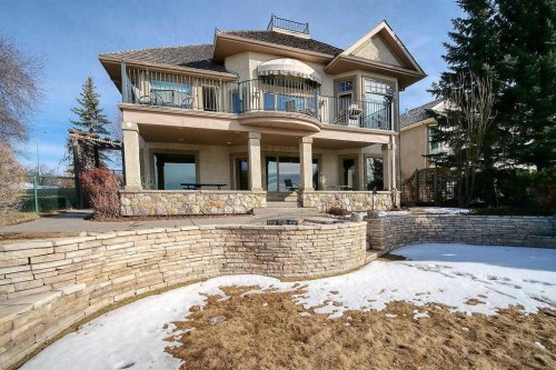 8 Mt Douglas Point Se, Calgary, AB - Outdoor