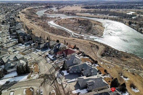 8 Mt Douglas Point Se, Calgary, AB - 