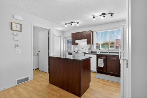 243 Redstone Drive Ne, Calgary, AB - Indoor Photo Showing Kitchen