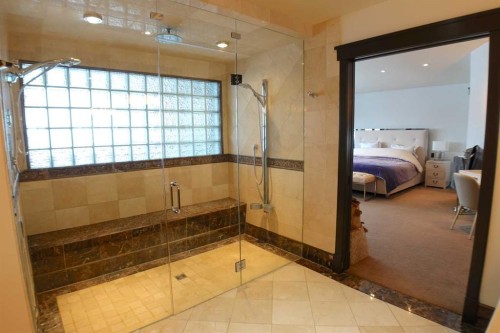 16021 Mckenzie Lake Way Se, Calgary, AB - Indoor Photo Showing Bathroom