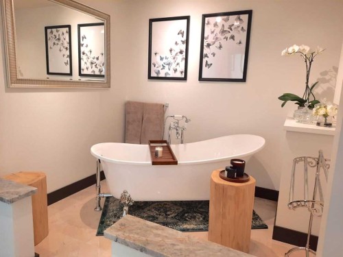 16021 Mckenzie Lake Way Se, Calgary, AB - Indoor Photo Showing Bathroom