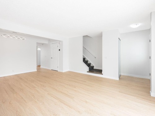 84 Queen Anne Close Se, Calgary, AB - Indoor Photo Showing Other Room